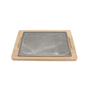 Assiette Teppanyaki avec base en bois grande assiette à steak en fonte usage domestique gril plateau <span class=keywords><strong>de</strong></span> <span class=keywords><strong>cuisson</strong></span> poêle à steak gril <span class=keywords><strong>plaque</strong></span> <span class=keywords><strong>de</strong></span> serveur - Product Image 3