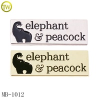 Fabricant de quincaillerie pour sacs à main sur mesure, étiquettes métalliques pour sacs à dos en alliage, étiquettes de nom en métal plaqué argent, plaques de logo gravées en métal pour sacs à main, étiquettes pour chapeaux