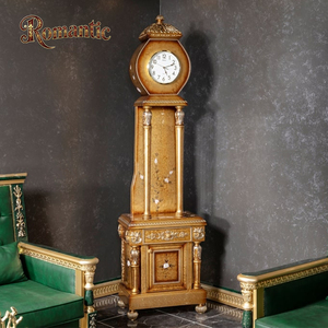 Set di Divani Angolari Classici di Lusso Italiani con Rivestimento Dorato e Vera Pelle Verde per <span class=keywords><strong>Casa</strong></span> di Lusso - Product Image 6