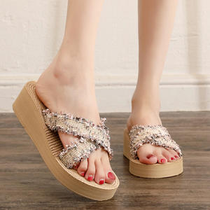 Sandales de plage pour femmes, chaussures de mariage d'été à bordure croisée, dentelle, semelles épaisses, tongs tendance à imprimé léopard - Product Image 5