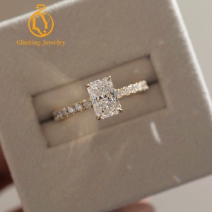 Anello di Fidanzamento e Matrimonio Personalizzato in Oro 10K 14K 18K con Diamante Coltivato in Laboratorio Taglio Radiant 2CT 3CT 5CT Certificato IGI <span class=keywords><strong>D</strong></span> VS1 VVS1 <span class=keywords><strong>per</strong></span> Donne - Product Image 1