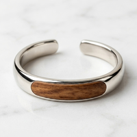 Ensemble de bijoux en acier inoxydable avec incrustation de bois naturel, personnalisable en gros, collier, boucles d'oreilles, bague, bracelet jonc, plusieurs options de bois, OEM ODM