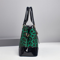 Tas Tangan Motif Leopard Canggih untuk Wanita 2026 Tas Selempang Modis Terbaru 3-in-1 dengan Dompet