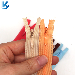 Dây kéo nhựa vô hình 60 40 25cm #2 #3 đóng cuối <span class=keywords><strong>Nylon</strong></span> ren váy ẩn dây kéo may gối lưới băng ẩn invis dây kéo - Product Image 1