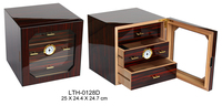 Cabinet à cigares de luxe sur mesure de haute qualité avec trois plateaux laqués, finition brillante