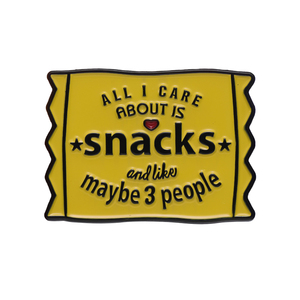 Buongustaio introverso tutto ciò che mi <span class=keywords><strong>interessa</strong></span> è spilla con spilla in smalto per snack divertente proverbio spilla con distintivo per gioielli spilla per amanti del cibo spazzatura - Product Image 1