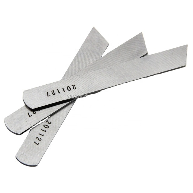 201127 Lower Knife Pegasus EXT5214 Overlock Sewing Machine Spare Parts Sewing Attachment