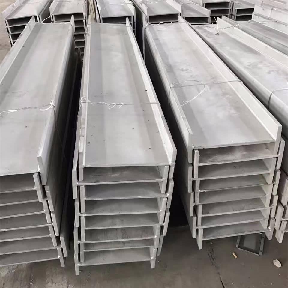 W27 x 10 x 114 H profile steel W27 x 10 x 114 H profile steel
