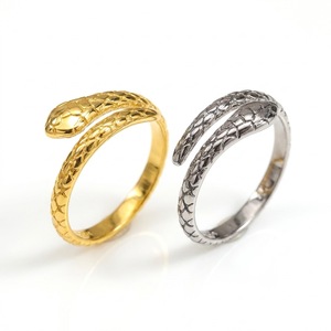 Großhandel Wasserdichter 316L Edelstahl Schlangen-Schuppen-Ring Schlangen-Wickelring Vintage Gothic Schlangen-Fingerringe Schmuck - Product Image 1