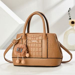 Simple Black Color Crossbody <b>Sling</b> <b>Bag</b> Good Quality PU Leather Handbags - Product Image 3