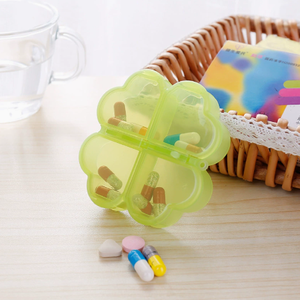 Mini boîte de rangement pour pilules en plastique, trèfle à quatre feuilles, organisateur de pilules quotidien à 4 compartiments, étui de séparation pour médicaments - Product Image 2