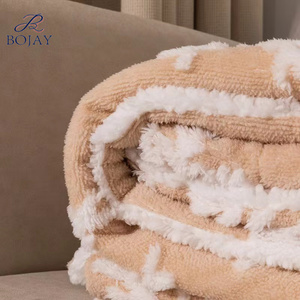 Wholesale Custom Design Two Layers Thick Warming Flannel Coral Fleece Christmas <strong>Snow</strong> Throw <strong>Blanket</strong> For Winter - Product Image 5