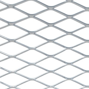 Rouleau de treillis métallique galvanisé - Treillis métallique galvanisé à mailles losangées haute résistance - Treillis métallique galvanisé pour la sécurité - Product Image 1