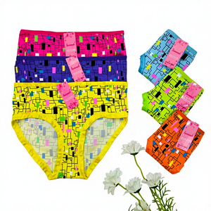 Амиси 189-6 #   Новые модные трусы-шорты для девочек-подростков из молочного шелка со средней посадкой и цветочным принтом - Product Image 2