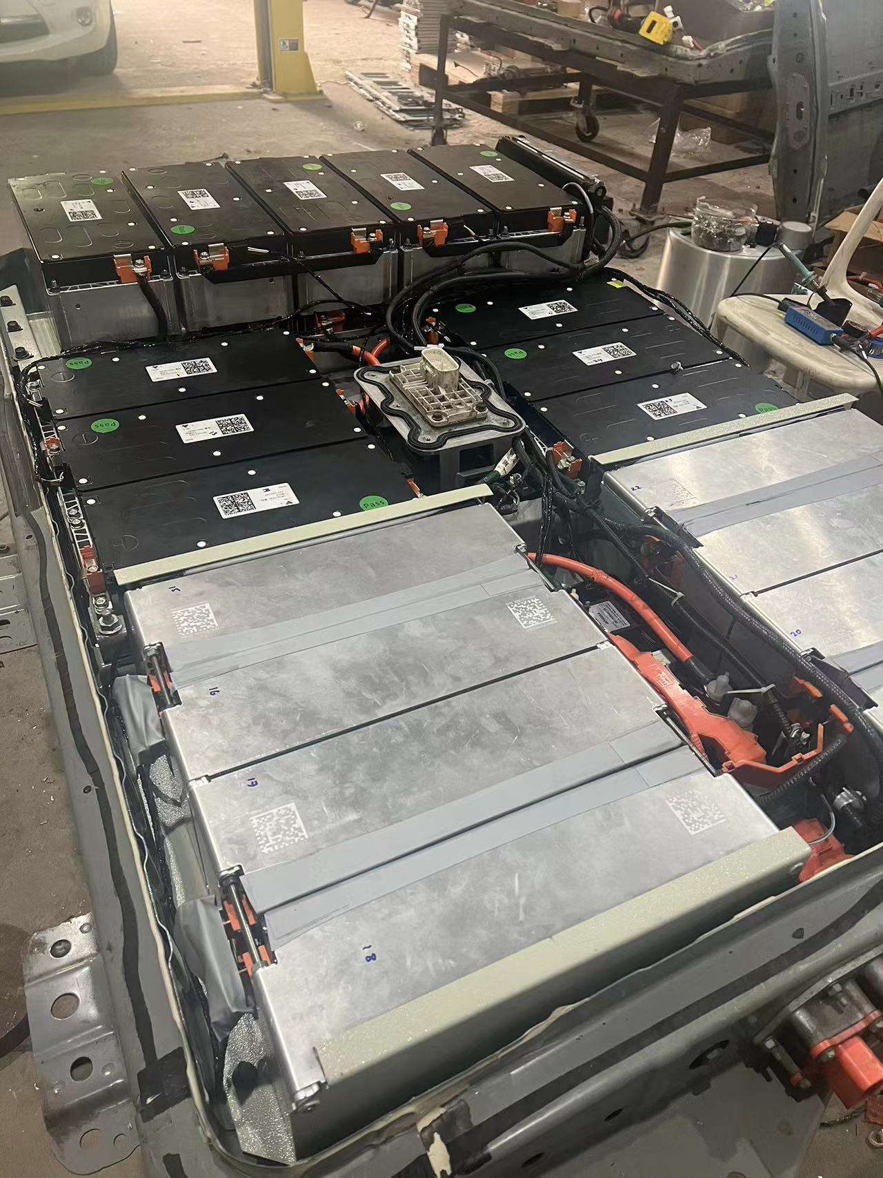 YASTE 63kwh 14.8V 180ah Lithium Battery Pack for Nissan Leaf