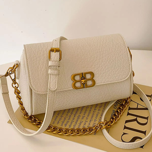 Fashion Designer Shoulder Hand <b>Bag</b> Popular Women's Crossbody <b>Bags</b> with Chains Luxury Purses for Women - Product Image 4