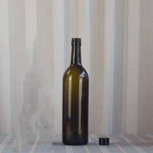 Botella <span class=keywords><strong>de</strong></span> <span class=keywords><strong>vino</strong></span> <span class=keywords><strong>de</strong></span> vidrio <span class=keywords><strong>de</strong></span> 750 ml tipo Burdeos con tapón <span class=keywords><strong>de</strong></span> rosca, vacía, <span class=keywords><strong>de</strong></span> 75 cl, 750 ml, transparente, ámbar, verde, <span class=keywords><strong>para</strong></span> <span class=keywords><strong>vino</strong></span> tinto. - Product Image 1