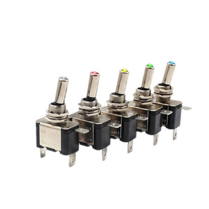 Interruttore a Levetta LED 12V 20A per Auto, Barca, Camion, Illuminato R/B/G/Y/W, Controllo On-Off con Copertura di Sicurezza per Aerei - Product Image 3