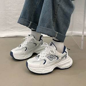 2025 estate nuova moda leggera <span class=keywords><strong>Sneakers</strong></span> bianche con suola spessa per le donne traspirante in Mesh stile coreano Casual altezza crescente - Product Image 4