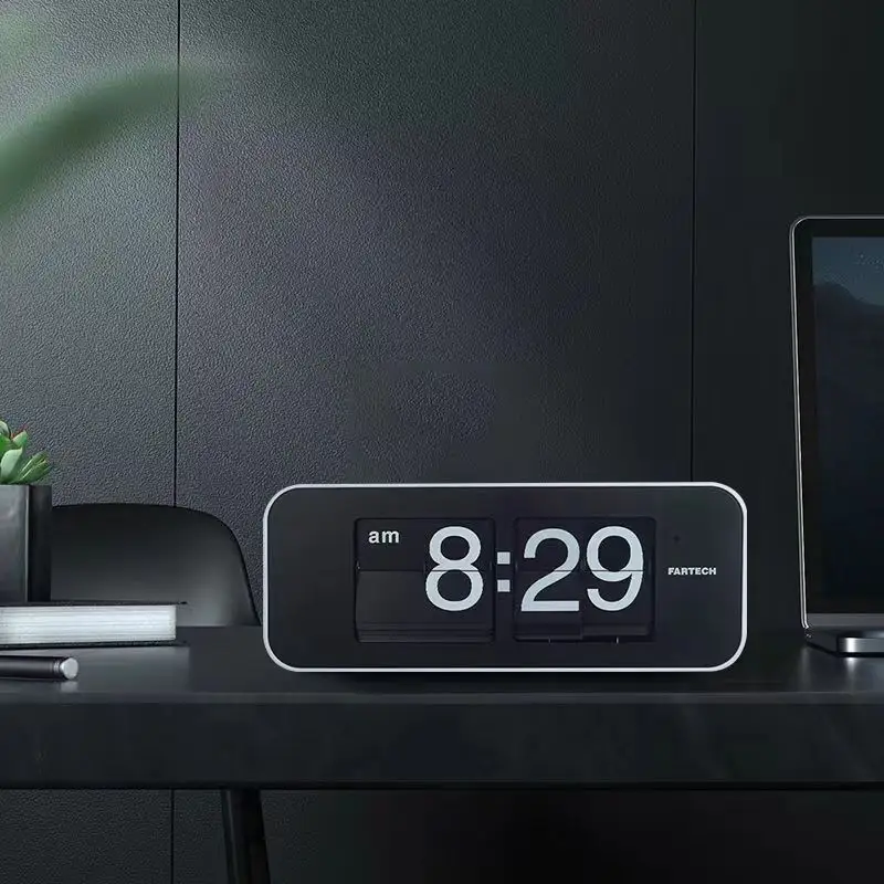 ساعة ذاتية الديكور لغرفة النوم ذات طاولة متسقة طاولة مكتب ساعة ذات قلب جمالي بسيطة وحديثة