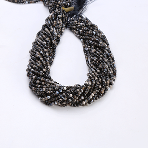 Venta de 2497 Piedras Preciosas de Ónice Natural, Cuentas Facetadas de Corte Ovalado de 3 mm de Alto, Parte Posterior Plana para Aplicaciones de Joyería - Product Image 3