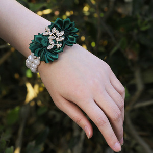 Ychon Novo Design Personalizado Casamento Cerimônia De Casamento Decorações Festa De Casamento Broche Conjuntos Corsage para a Noiva Jóias Fornecimento - Product Image 1