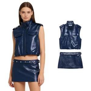 Ensemble de veste sans manches à fermeture éclair et jupe mini rétro en similicuir pour femmes, 2 pièces - Product Image 1