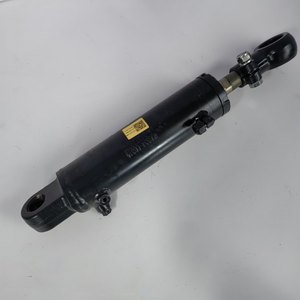 Cilindro Hidráulico de Inclinación para Montacargas Doosan, Modelos Eléctricos D20F, D25F, D30F, Inclinación Izquierda, Construcción de Acero - Product Image 1