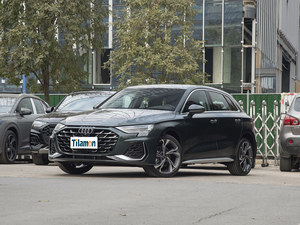 <span class=keywords><strong>Audi</strong></span> <span class=keywords><strong>A3</strong></span> Sportback <span class=keywords><strong>35</strong></span> TFSI 1.5T de haute qualité, espace de chargement 250 Nm, voiture compacte de luxe à 5 portes pour le Moyen-Orient - Product Image 1