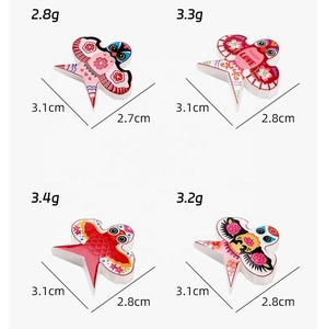 Cabochons et breloques en résine à dos plat, motif hameçon chinois traditionnel, pour la décoration de coques de téléphone et les loisirs créatifs (vente en gros) - Product Image 2