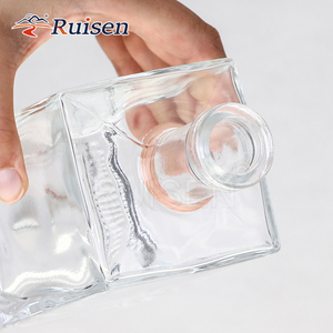 Cá tính sáng tạo chai thủy tinh xo Whisky chai thủy tinh <span class=keywords><strong>750ml</strong></span> hình dạng môi chai thủy tinh - Product Image 5