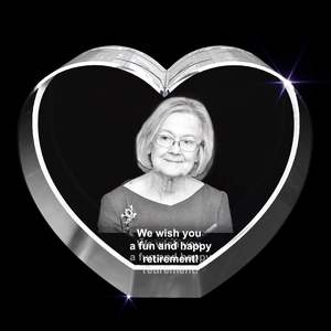 Décoration d'intérieur en cristal 3D en forme de cœur avec <span class=keywords><strong>photo</strong></span> personnalisée et base LED - Product Image 3