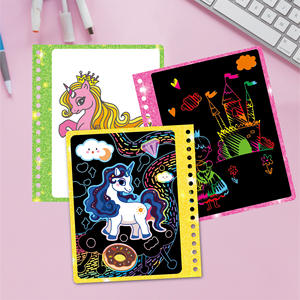 4-6 giocattoli di <span class=keywords><strong>compleanno</strong></span> per bambini divertenti attività di arte magica fornisce regali di arte della carta arcobaleno graffiare i regali delle ragazze dell'artigianato di arte - Product Image 3