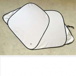 Pare-soleil de voiture personnalisé en polyester pour pare-brise avant, protection UV, double pare-soleil pliable avec logo, 2 pièces - Product Image 4