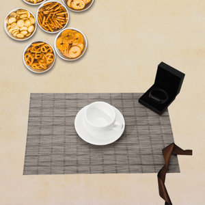 Tapis de table isolé personnalisé de style classique pour la cuisine Napperon écologique à motif de treillis en PVC Tapis d'égouttage en similicuir-Style chinois - Product Image 2