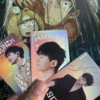 Carte photo K-pop personnalisée Lomo imprimée UV avec effet laser Holo pour les occasions d'anniversaire Style carte postale-musique et amour