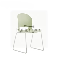 Chaise de réception moderne en plastique pour salle de conférence, formation, réunion, vente, avec un design durable et confortable