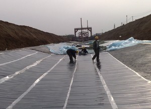 Rollo <span class=keywords><strong>para</strong></span> <span class=keywords><strong>techos</strong></span> de betún modificado polímero impermeabilizante bituminoso autoadhesivo reactivo de alta resistencia de la mejor calidad del fabricante - Product Image 2