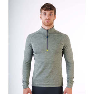 BERNINA Outdoor T-Neck Hombre Camisas y Tops - Product Image 1