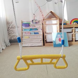 Vente en gros de piège à anneaux en plastique jaune Combo barre de fitness pour enfants Trapèze Swing pour l'extérieur parc salle de sport école utiliser corde - Product Image 5