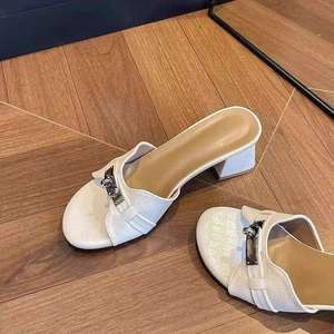 Sandales à talons hauts ouvertes d'été QuiteS, talons épais, chaussures décontractées, sexy et élégantes pour femmes - Product Image 5