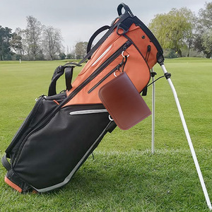 Set di Accessori <span class=keywords><strong>da</strong></span> Golf con Custodia, Kit Regalo per Uomini e Donne, con Palline, Segnapunti, Telemetro e Attrezzo per Riparare il Green - Product Image 4