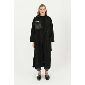 Gabardina Negra con Bolsillos y Detalles para Mujer Soul - Prenda Exterior Elegante, Clásica y Moderna para Primavera y Otoño - 32000TRC - Product Image 1