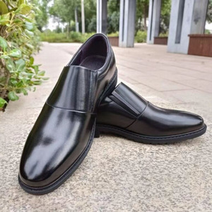 Chaussures habillées en cuir pour hommes, noires, à enfiler, pour le bureau, printemps-automne, en cuir de vachette - Product Image 1