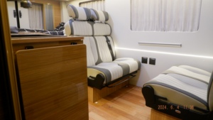 Siège de van en cuir de luxe AutoLiuMa, transformable en lit, inclinable à 180°, réglable électriquement, taille personnalisable, vente en gros d'usine - Product Image 6