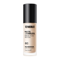 Crème de fond de teint CC anti-cernes matifiante longue tenue 24 heures ; Fond de teint pour un teint naturel