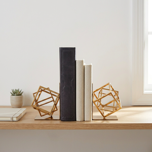 Juego de 2 sujetalibros de metal con forma de cubo de latón AK, acabado dorado, soportes decorativos para libros para decoración de mesa, sala de estar, estantería, oficina - Product Image 1