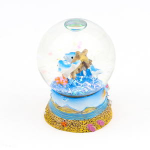 Custom Design Beach Island Countries City Tourist Souvenir Resin Crafts Glass <strong>Snow</strong> Globe <strong>Snow</strong> <strong>Ball</strong> - Product Image 1