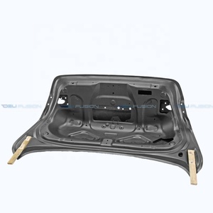 Coffre en carbone Q50 pour Infiniti Q50 V37 2013-2017, type DLF, fibre de carbone (version restylée) - Product Image 4