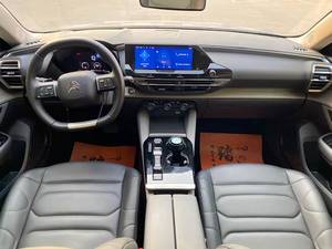 <span class=keywords><strong>Citroën</strong></span> <span class=keywords><strong>C5</strong></span> <span class=keywords><strong>X</strong></span> 1.6T Automatique R19 Crossover Base Comfort Edition 2021 d'<span class=keywords><strong>occasion</strong></span>, faible kilométrage, titre propre, toit ouvrant panoramique, feux LED - Product Image 6